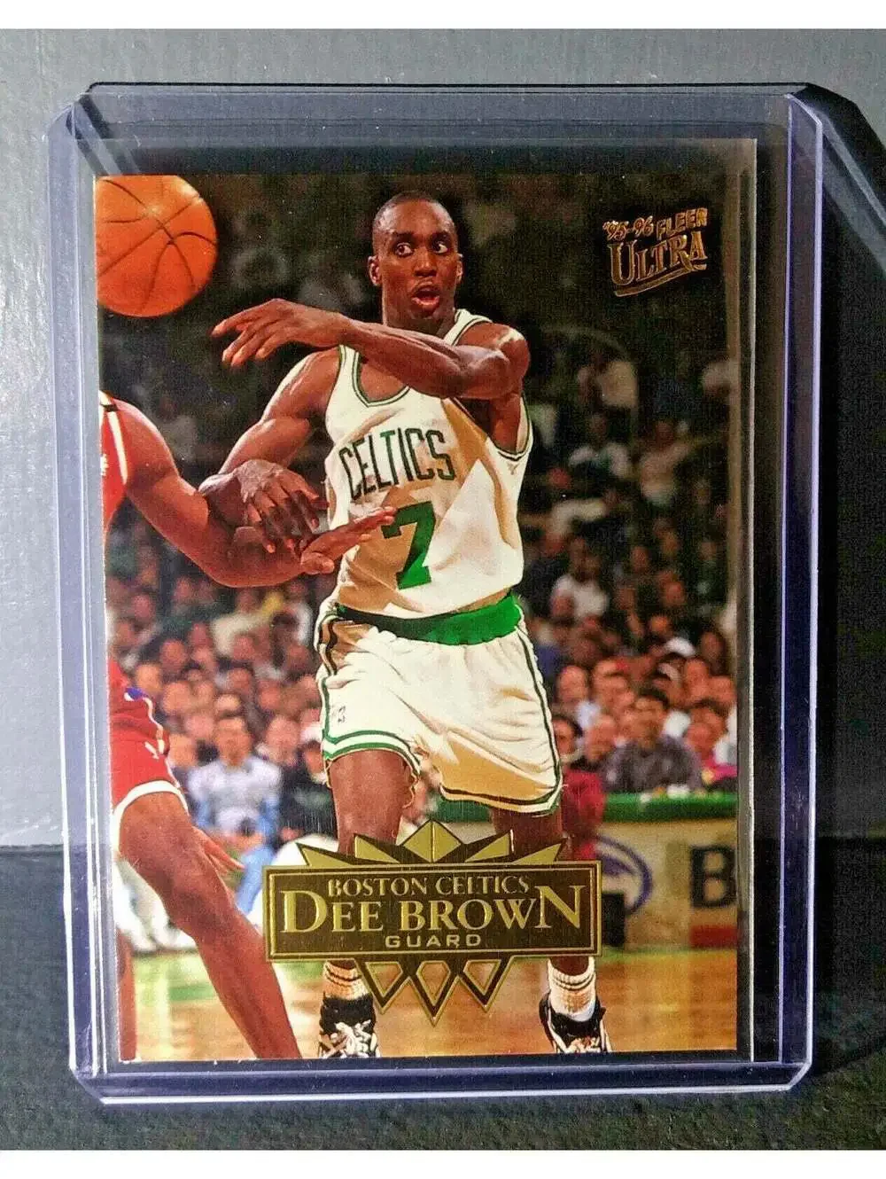 1995-96 Dee Brown Fleer Ultra #9 Basketball Card